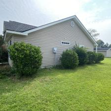 Hedge-TrimmingLandscape-Bed-Cleanup-Conway-SC 0